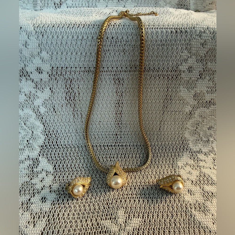 “Pearl” Rhinestone Necklace Set